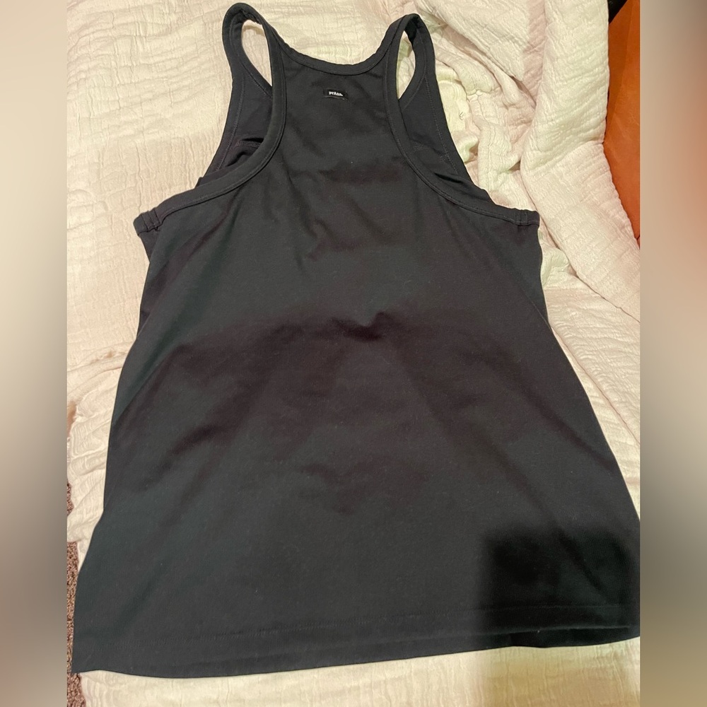 PrAna Hatha tank. Size large.